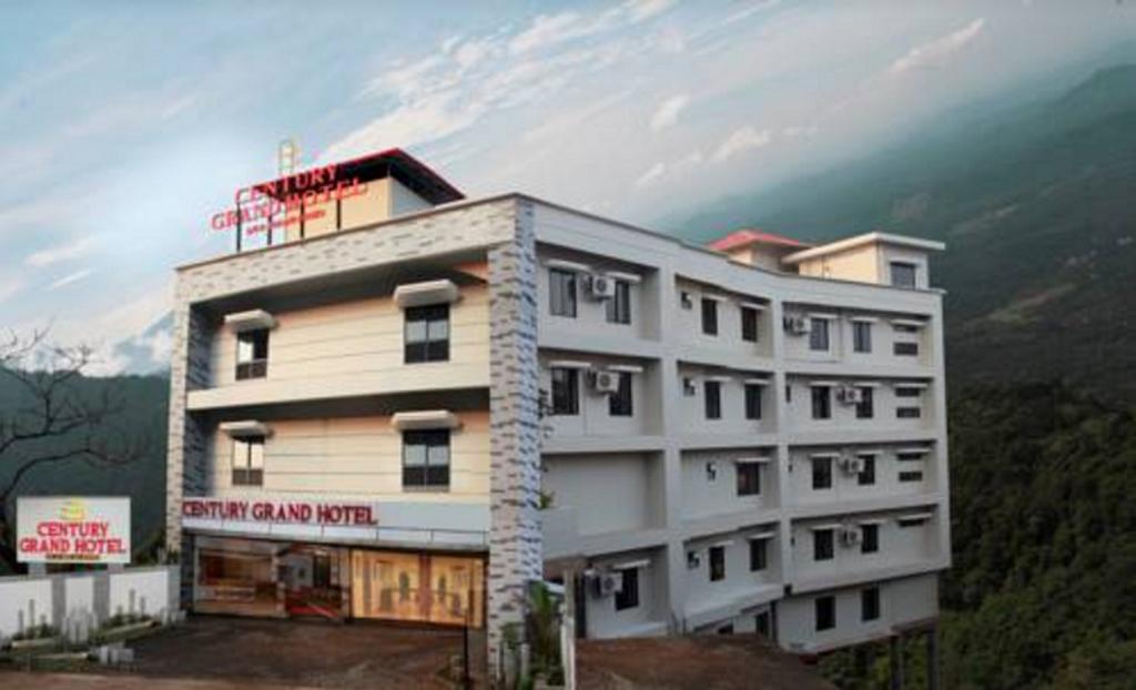 Century Grand Hotel Mananthavady Ngoại thất bức ảnh